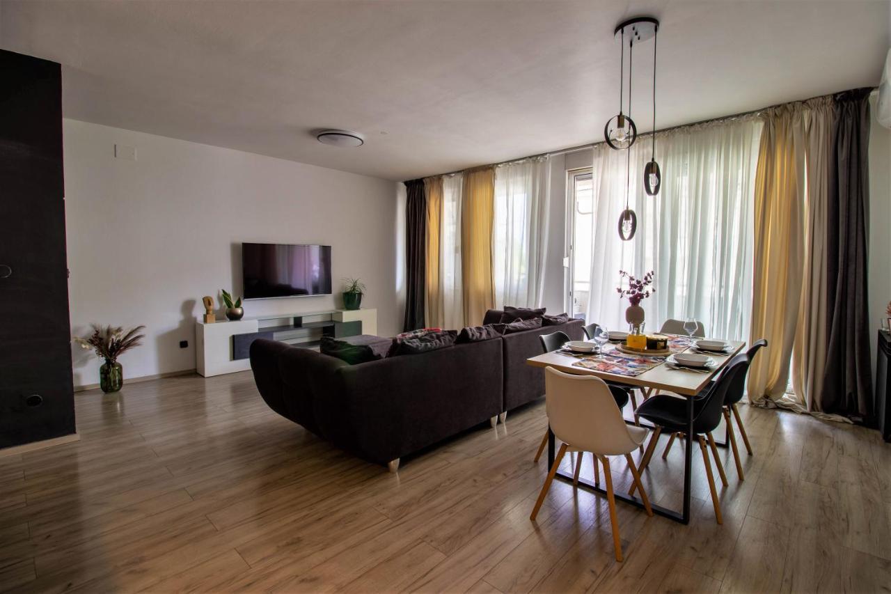 Modern Oasis Apartment Split Private Parking Екстер'єр фото